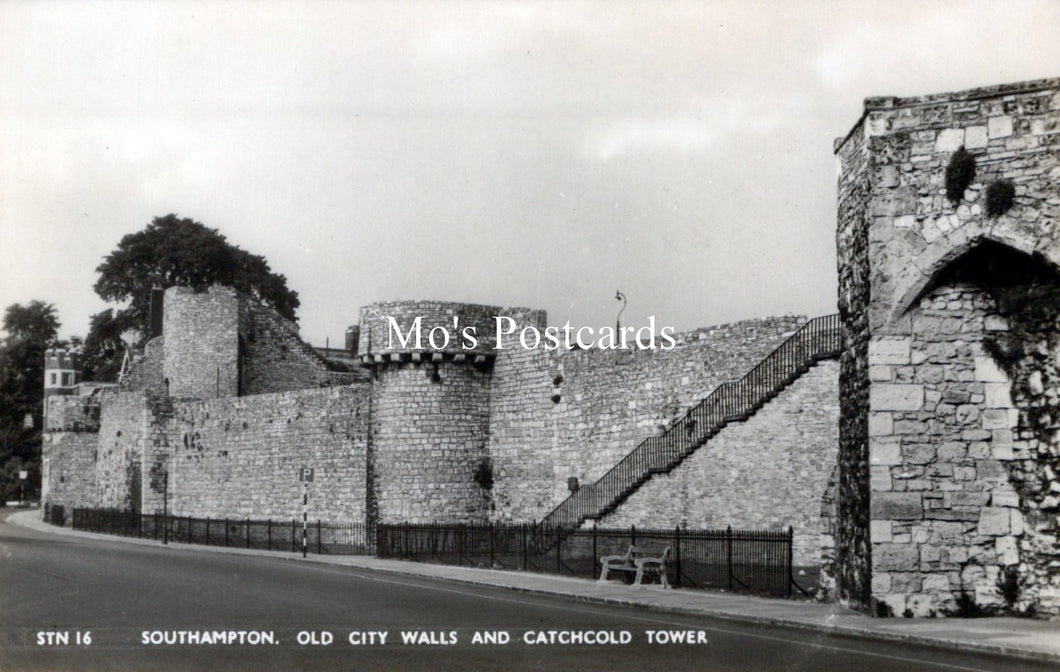 Hampshire Postcard - Southampton, Old City Walls SW18266