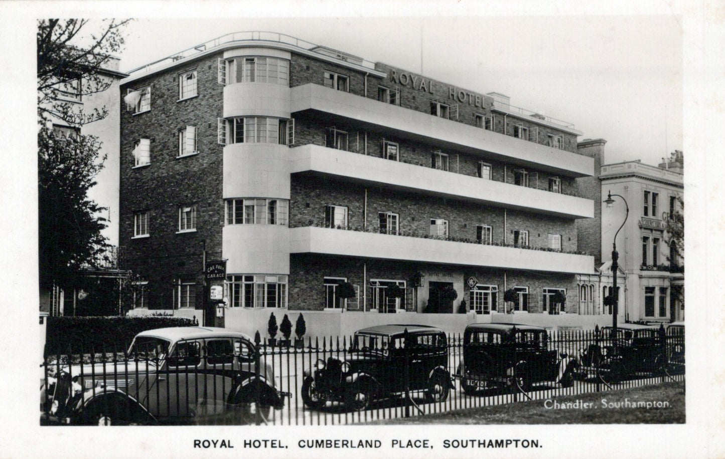 Hampshire Postcard - Southampton, Royal Hotel, Cumberland Place SW18287