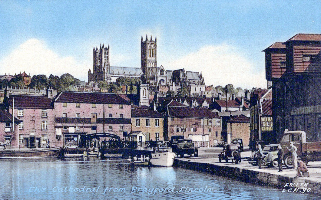 Lincolnshire Postcard - Lincoln, The Cathedral From Brayford  SW18433