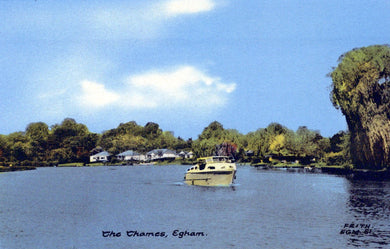 Surrey Postcard - The Thames, Egham   SW18437