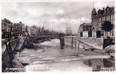 Somerset Postcard - Bridgwater, Bore on The River  SW18460