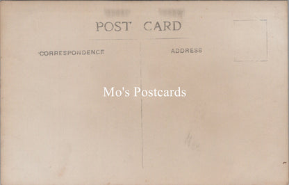 Ancestors Postcard - Family Group Enjoying The Outdoors  SW16976