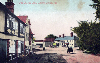 Surrey Postcard - Hindhead, The Royal Huts Hotel   SW18384