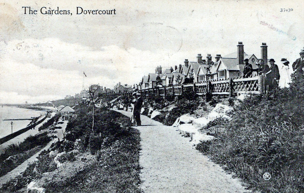 Essex Postcard - The Gardens, Dovercourt   SW18413