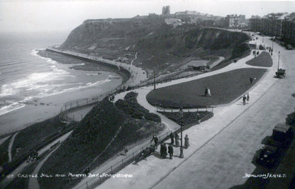 Yorkshire Postcard - Scarborough, Castle Hill and North Bay  SW18496