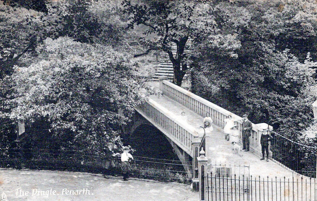 Wales Postcard - The Dingle, Penarth   SW18501