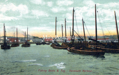 Norfolk Postcard - Yarmouth Harbour, Fishing Boats and Tug  SW18504