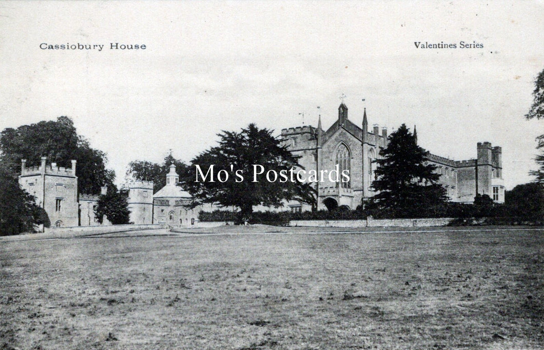 Hertfordshire Postcard - Cassiobury House, Watford   SW18523