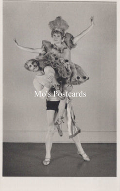 Dancing Postcard - Two Ballet Dancers  VT199
