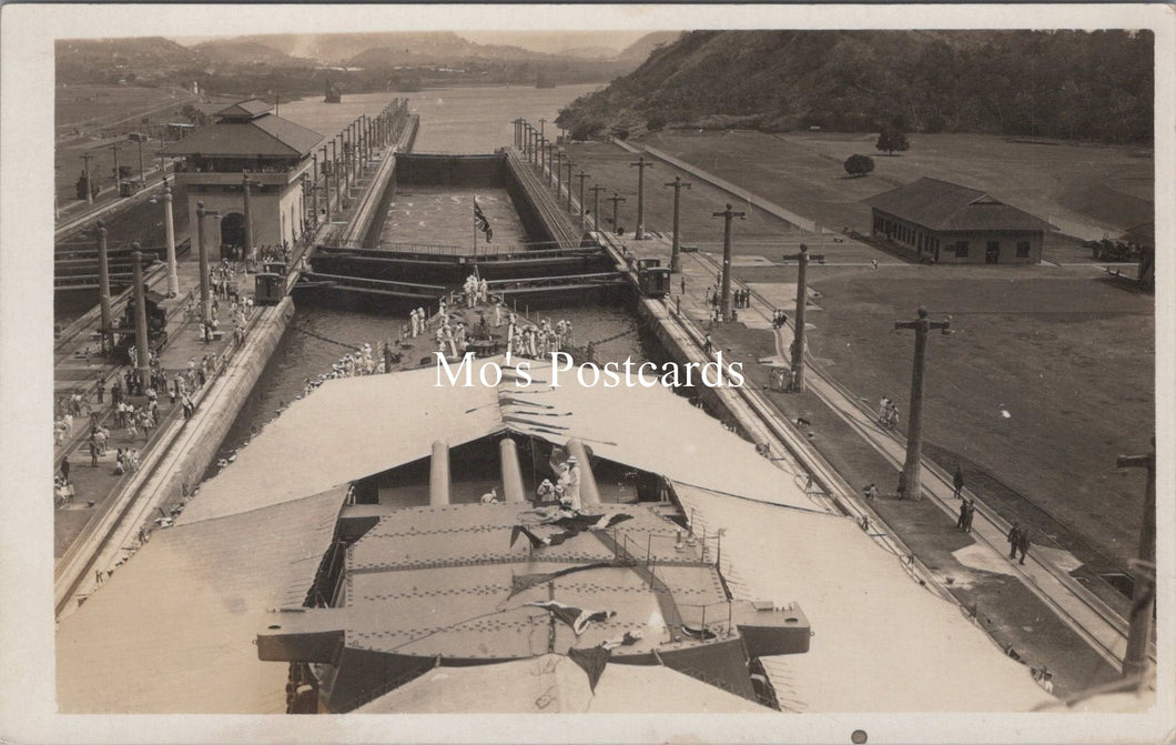 Naval History Postcard - Unidentified Warship, Unknown Location SW17768