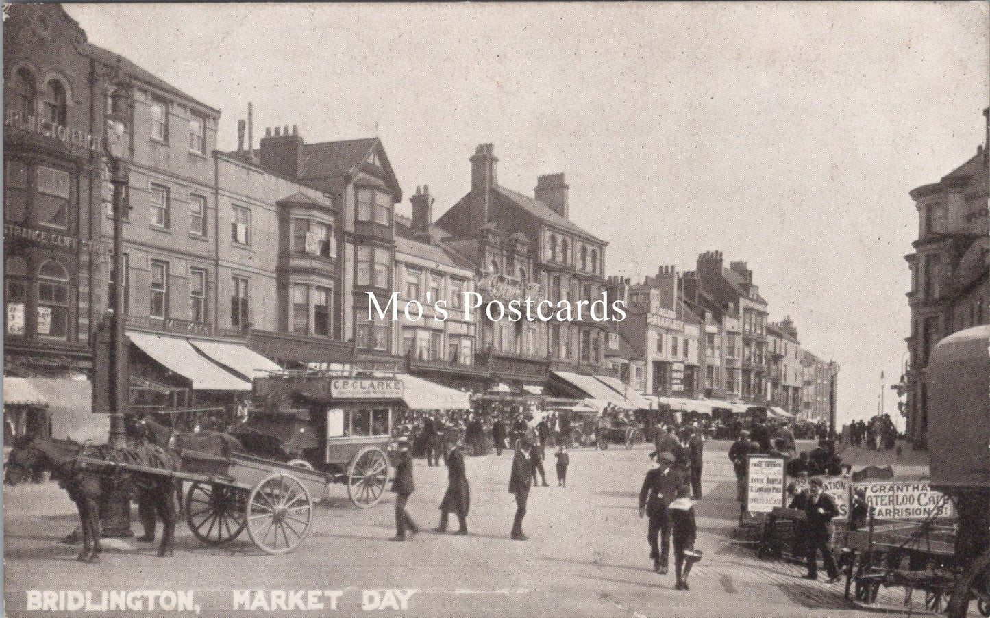 Yorkshire Postcard - Bridlington Market Day   SW17771