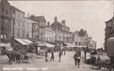Yorkshire Postcard - Bridlington Market Day   SW17771