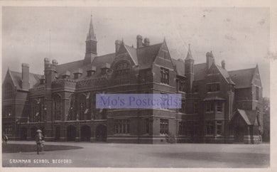 Bedfordshire Postcard - Grammar School, Bedford   SW20224
