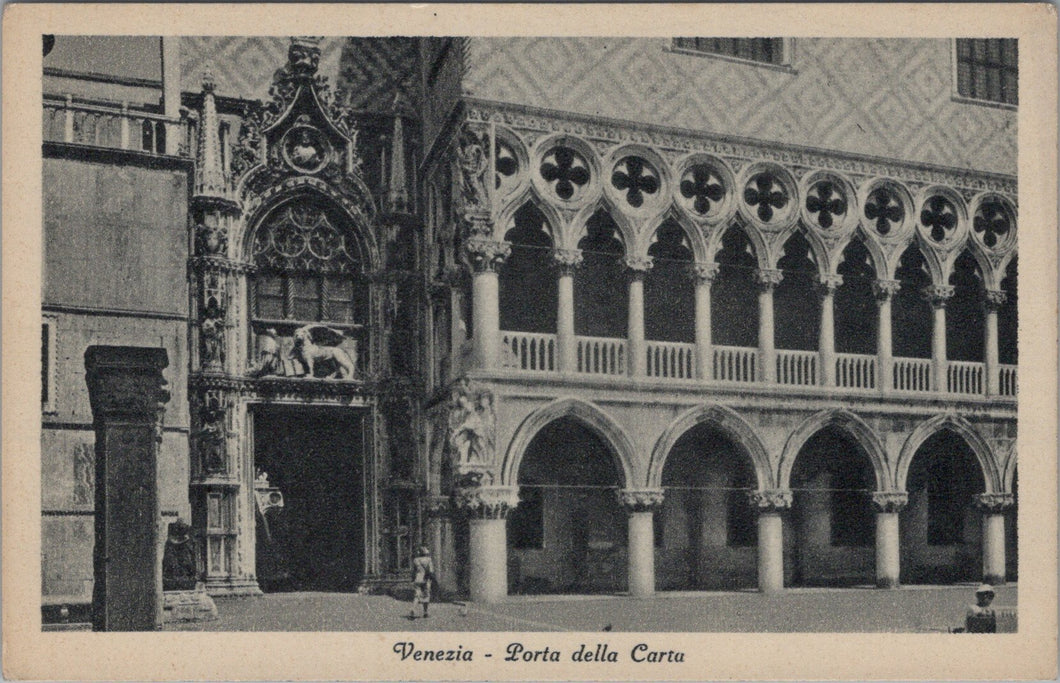 Italy Postcard - Venice, Porta Della Carta   SW17457