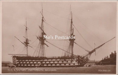 Hampshire Postcard - HMS Victory in Portsmouth Dockyard  SW17970