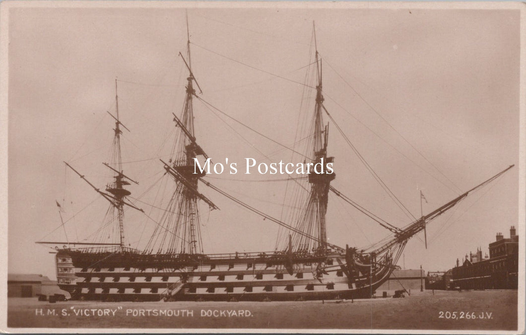 Hampshire Postcard - HMS Victory in Portsmouth Dockyard  SW17970
