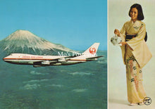 Load image into Gallery viewer, Civil Aviation Postcard - Japan Air Lines Boeing 747 Aeroplane  SW19005
