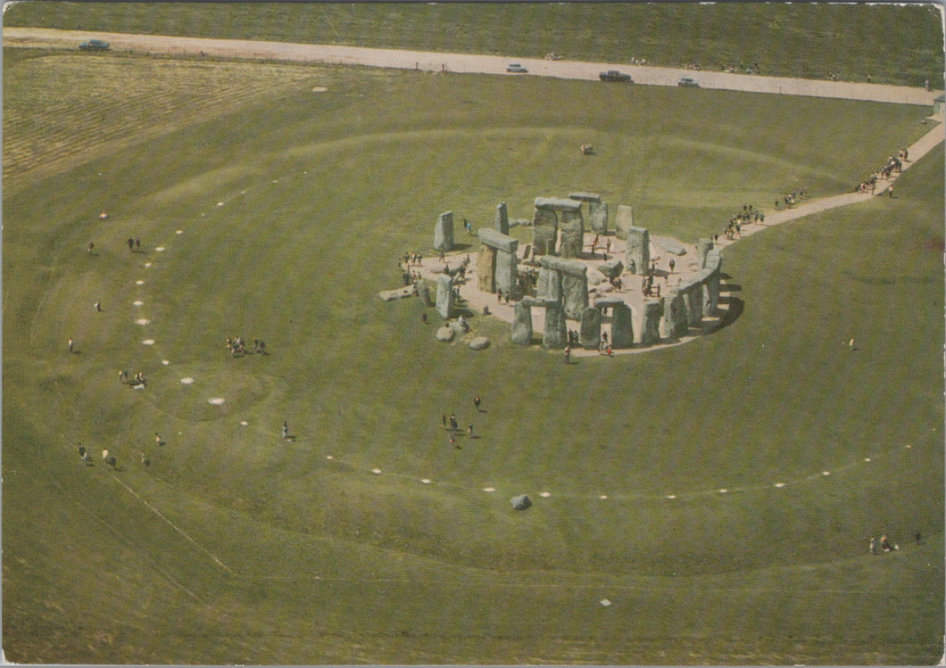 Wiltshire Postcard - Aerial View of Stonehenge    SW17379