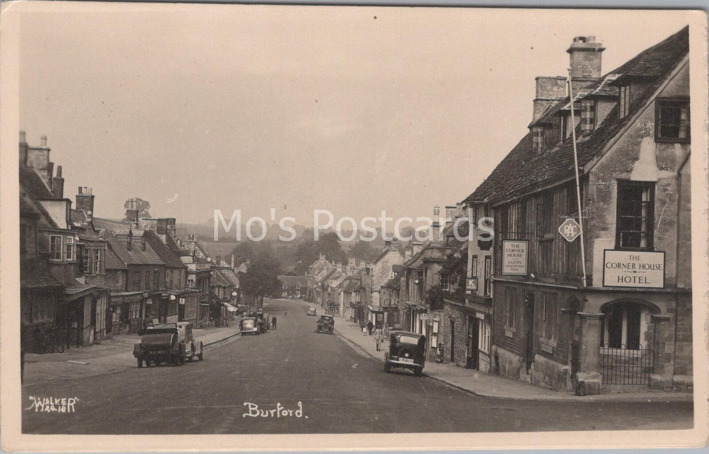 Oxfordshire Postcard: Burford High Street View Corner House Hotel 1930s  MB101