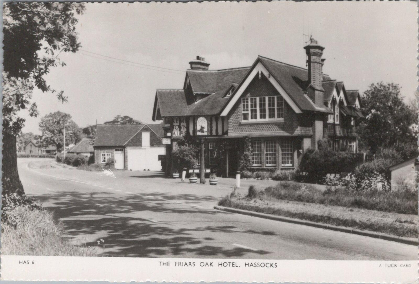 Sussex Postcard: The Friars Oak Hotel Hassocks 1950s Tuck RPPC  XT2537