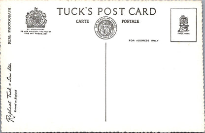 Sussex Postcard: The Friars Oak Hotel Hassocks 1950s Tuck RPPC  XT2538