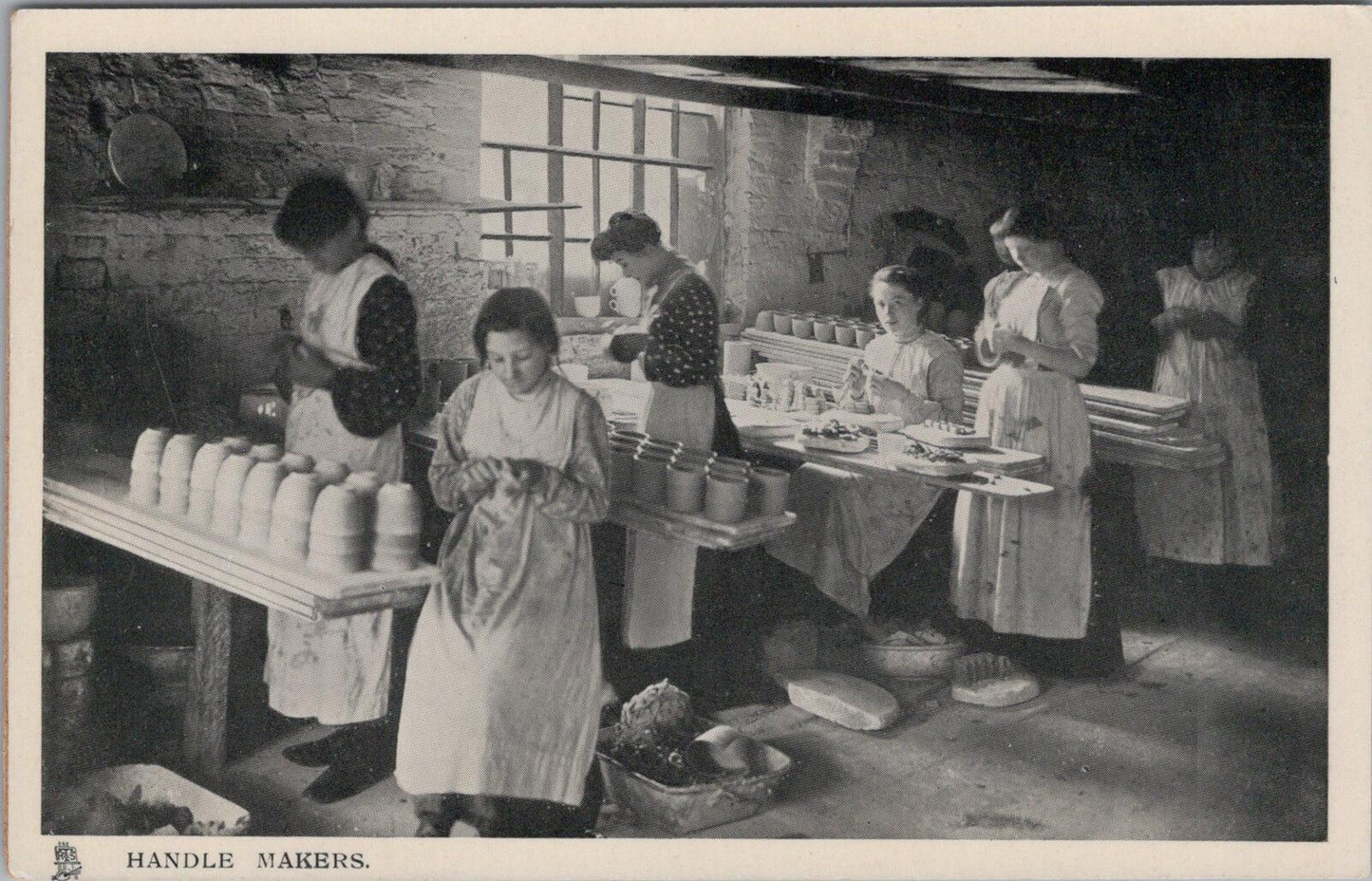 Staffordshire Postcard: Stoke On Trent Potteries, Handle Makers 1910’s XT2566