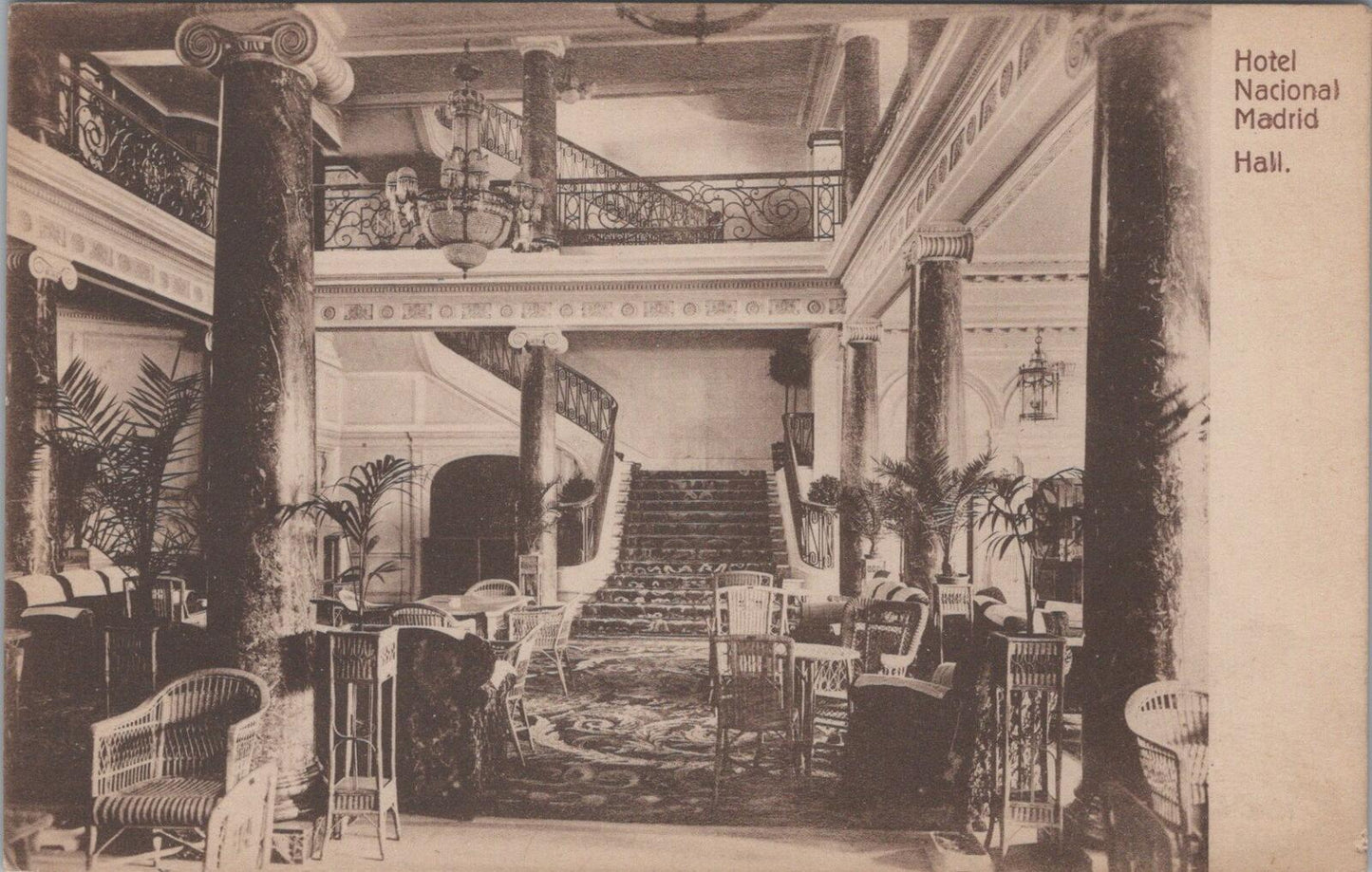 Spain Postcard: Hotel Nacional Madrid, Cerveceria The Hall XT2590.