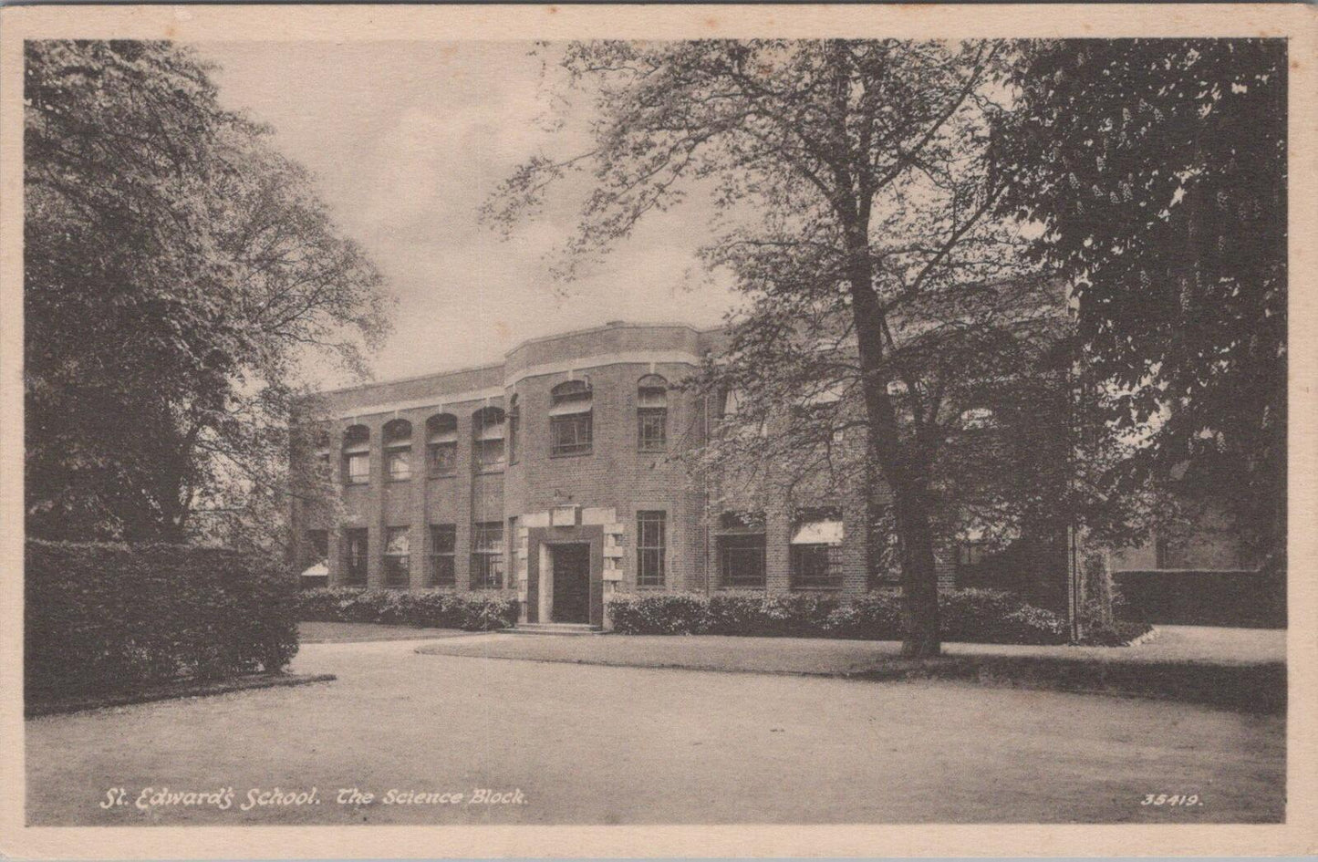 Oxfordshire Postcard: St Edward's School Oxford The Science Block XT2630