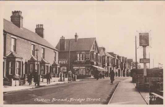 Suffolk Postcard: Oulton Broad Bridge Street Lacons Pub Sign, Frith  XT2702