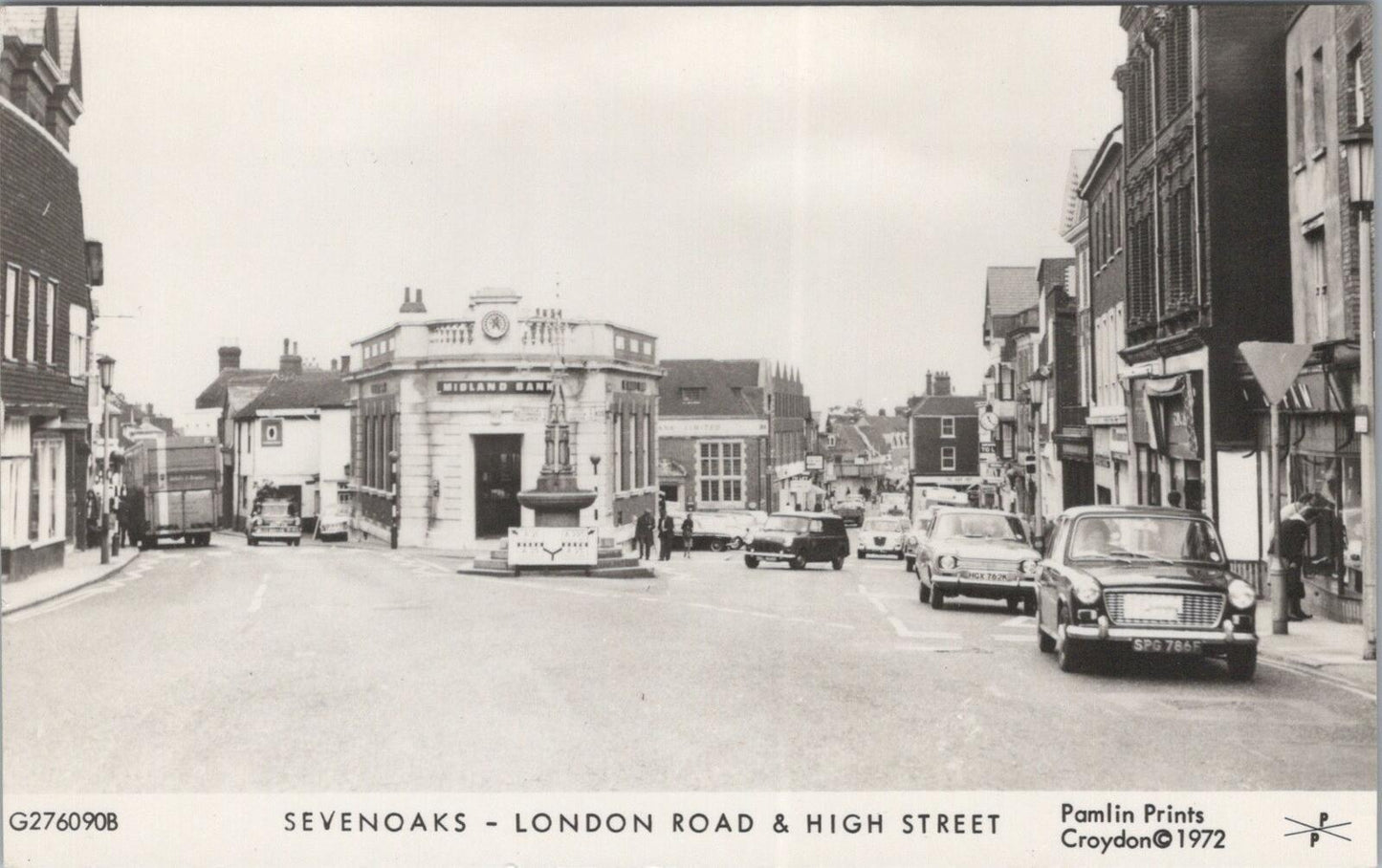 Kent Postcard: Sevenoaks London Road High Street, Midland Bank 1970's XT2730