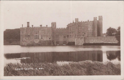 Kent Postcard: Leeds Castle Maidstone Moated Palace View 1930s RPPC XT2924