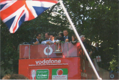 Sports Postcard - England Cricket Team, The Ashes Parade 2005 - RR23541