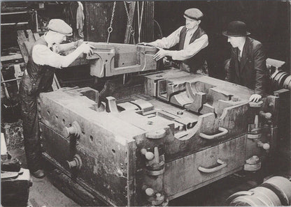 Hampshire Postcard - Iron Foundry, Eastleigh Locomotive Works abt 1947 - RR23549
