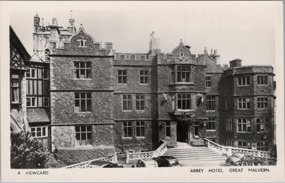 Worcestershire Postcard: Abbey Hotel Great Malvern Priory Gatehouse View XT3011
