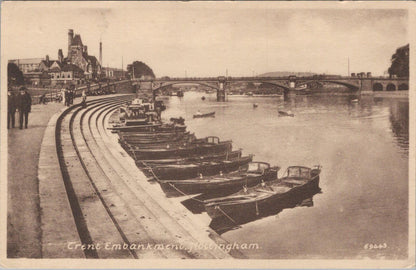 Nottinghamshire Postcard: Trent Embankment Nottingham Bridge River Boats XT3025