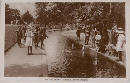Dorset Postcard: Childrens Corner Bournemouth Gardens Model Boats XT3039