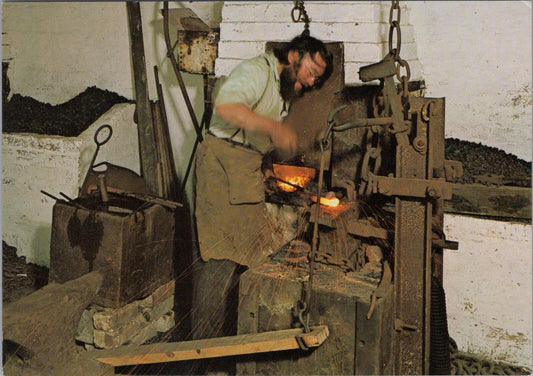 West Midlands Postcard: Black Country Museum Dudley Chain Maker Forging RR23711