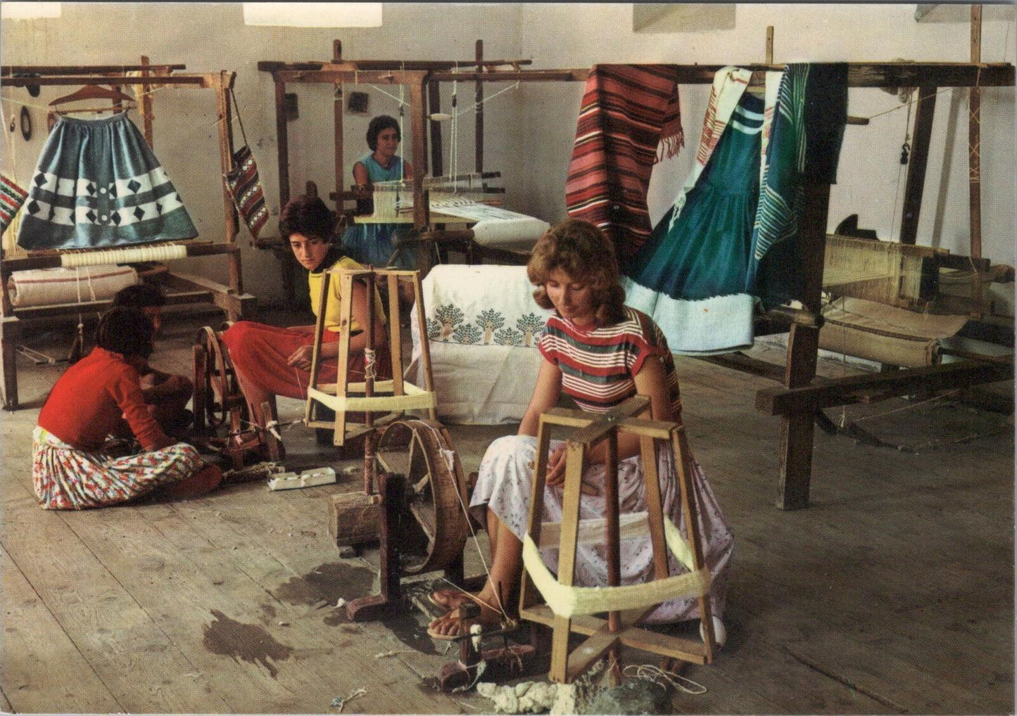 Greece Postcard: Tinos Island Zarifios Artisanal School Weavers Loom RR23713