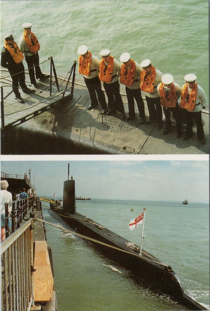 Essex Postcard: Southend Pier Shipping Submarine HMS Opportune Crew RR23722