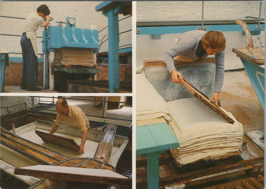 Somerset Postcard - Wookey Hole, Wells, Making Paper By Hand in The Mill RR23672