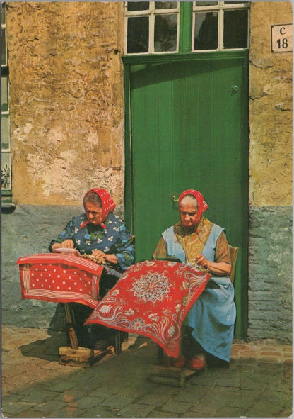 Belgium Postcard - Lace Makers at Work in Bruges (Brugge) RR23686