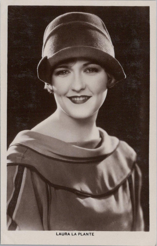 Theatrical Postcard - Laura La Plante, American Silent Film Actress   XT423