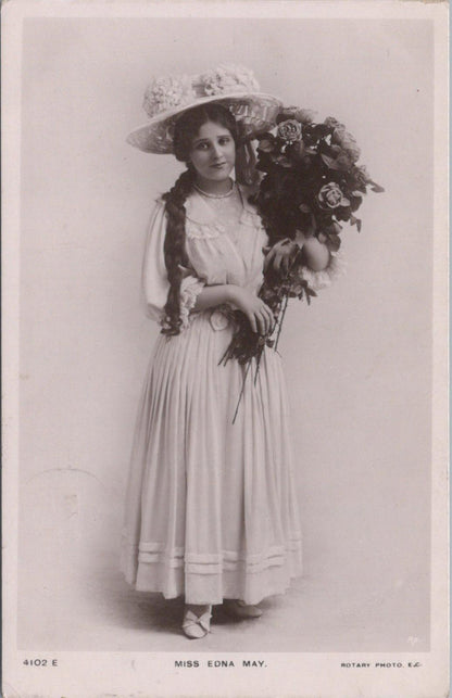 Theatrical Postcard - Edna May, American Actress and Singer  XT430