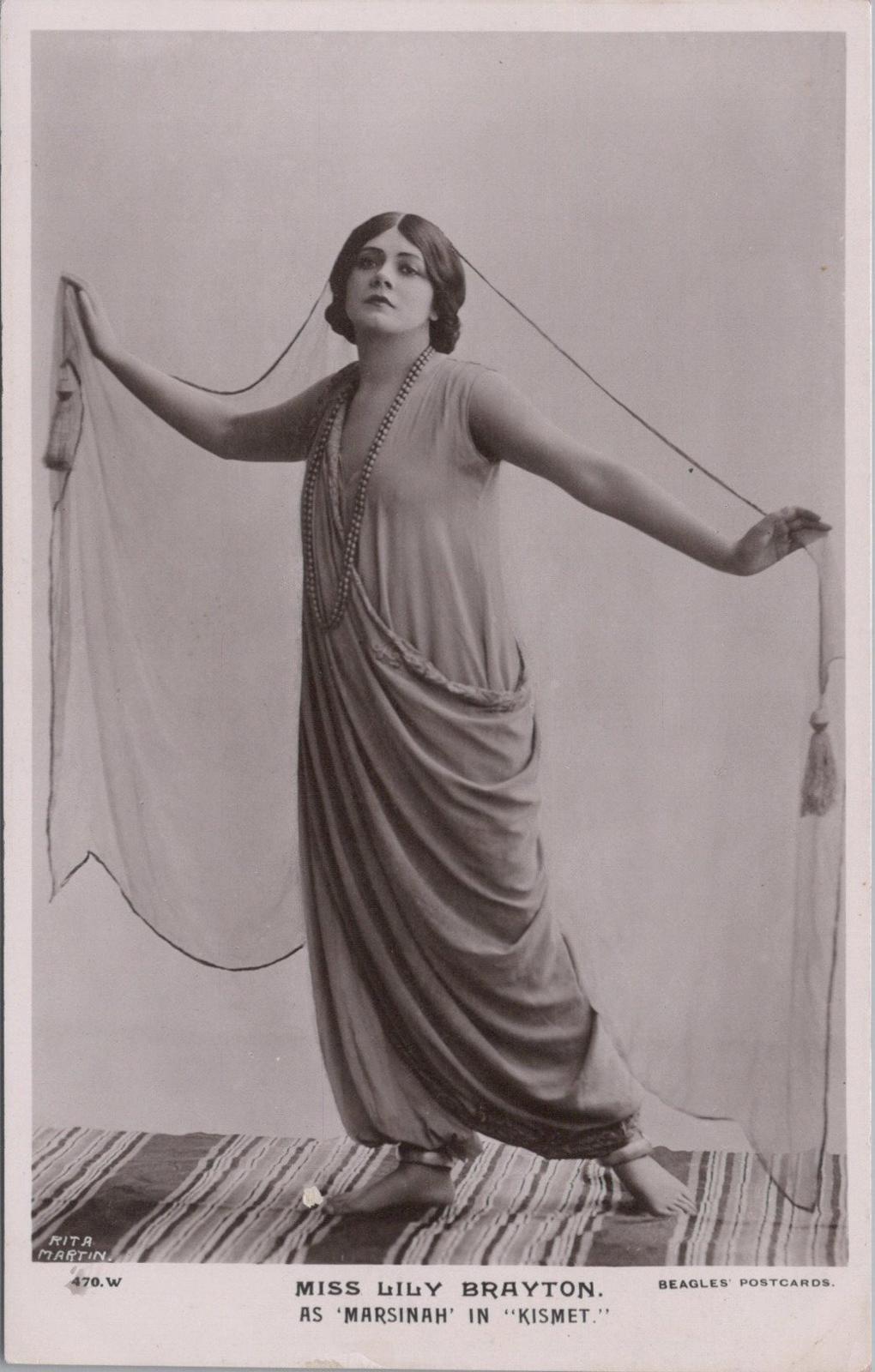Theatrical Postcard - Lily Brayton, English Stage Actress  XT440