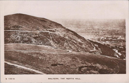 Worcestershire Postcard - Malvern, The North Hill   XT445