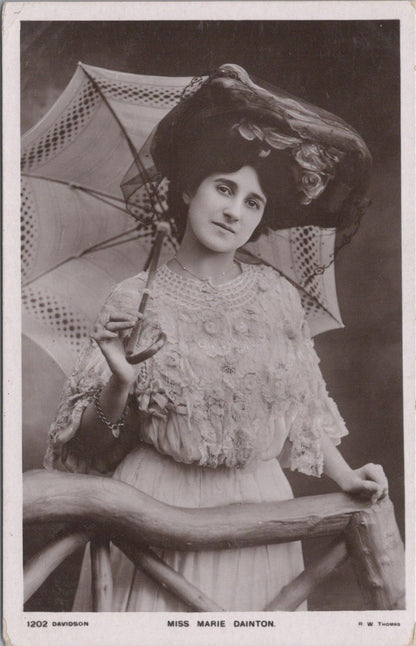 Theatrical Postcard - Miss Marie Dainton, Russian Born Actress and Singer XT889