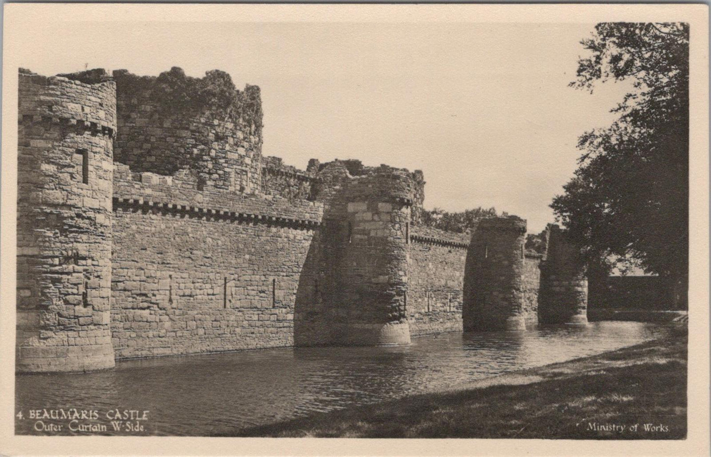 Wales Postcard - Outer Curtain, Beaumaris Castle, The Isle of Anglesey    XT920