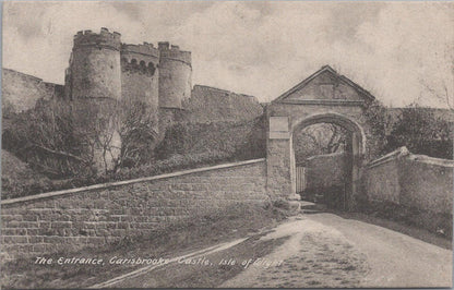 Isle of Wight Postcard - The Entrance, Carisbrooke Castle  XT930