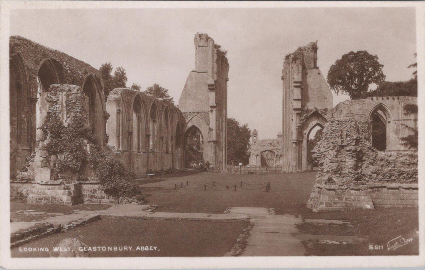 Somerset Postcard - Looking West, Glastonbury Abbey   XT540