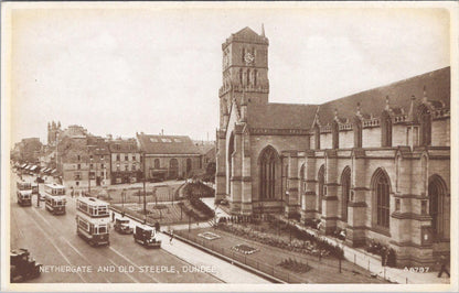 Scotland Postcard - Nethergate and Old Steeple, Dundee   XT544